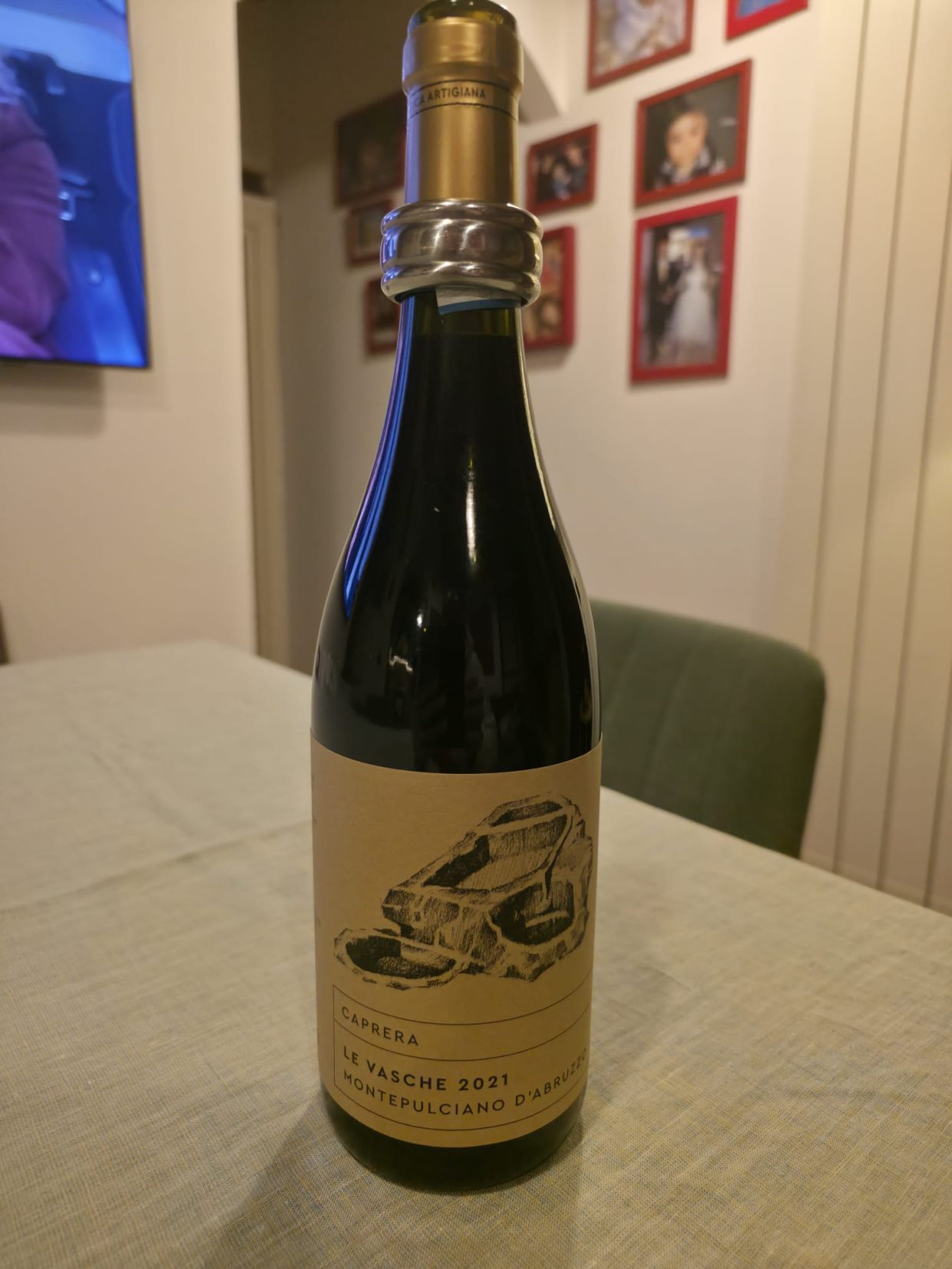 Etichetta bottiglia Caprera Le Vasche 2021, Montepulciano d'Abruzzo DOC Biologico, Agricola Caprera