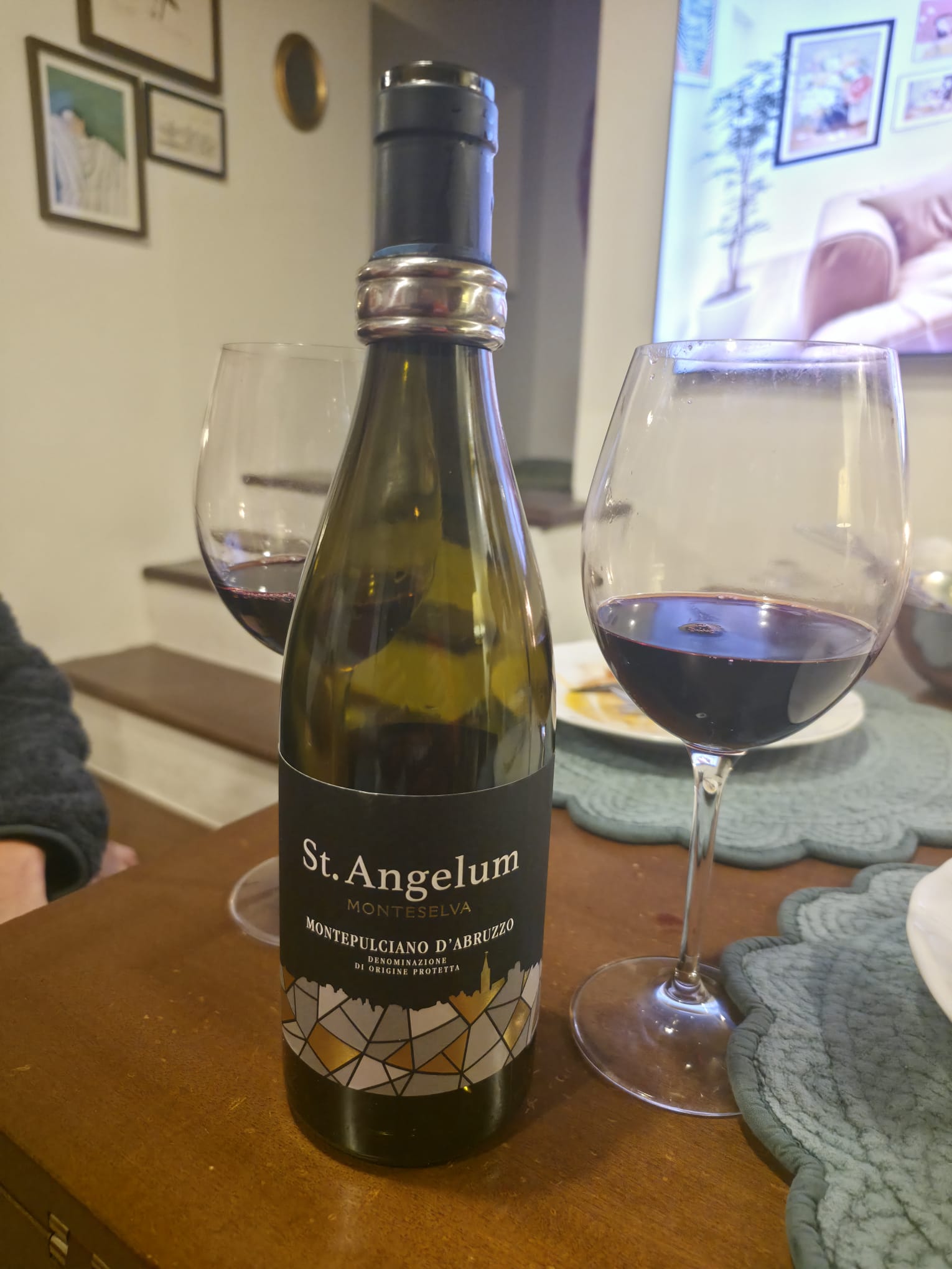 Etichetta dello St. Angelum Montepulciano d'Abruzzo DOC - Monteselva